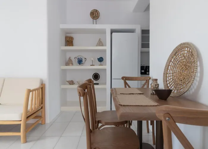 Aegean Colors 쿠포니시아